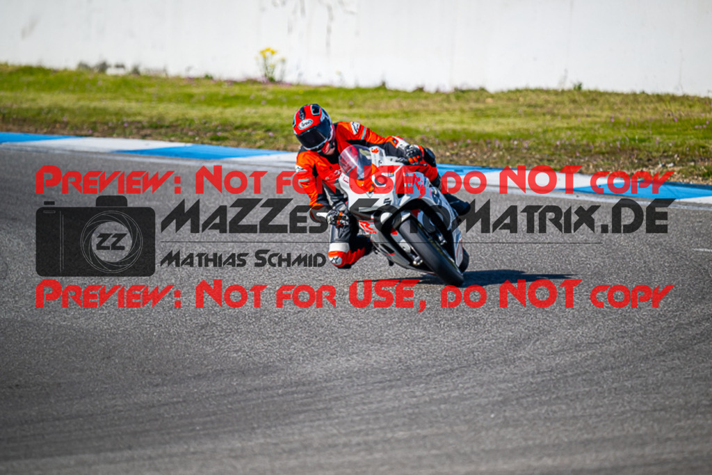 MaZZes_FotoMatrix_230410_4574 | ROT