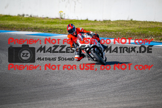 MaZZes_FotoMatrix_230410_4574 | ROT