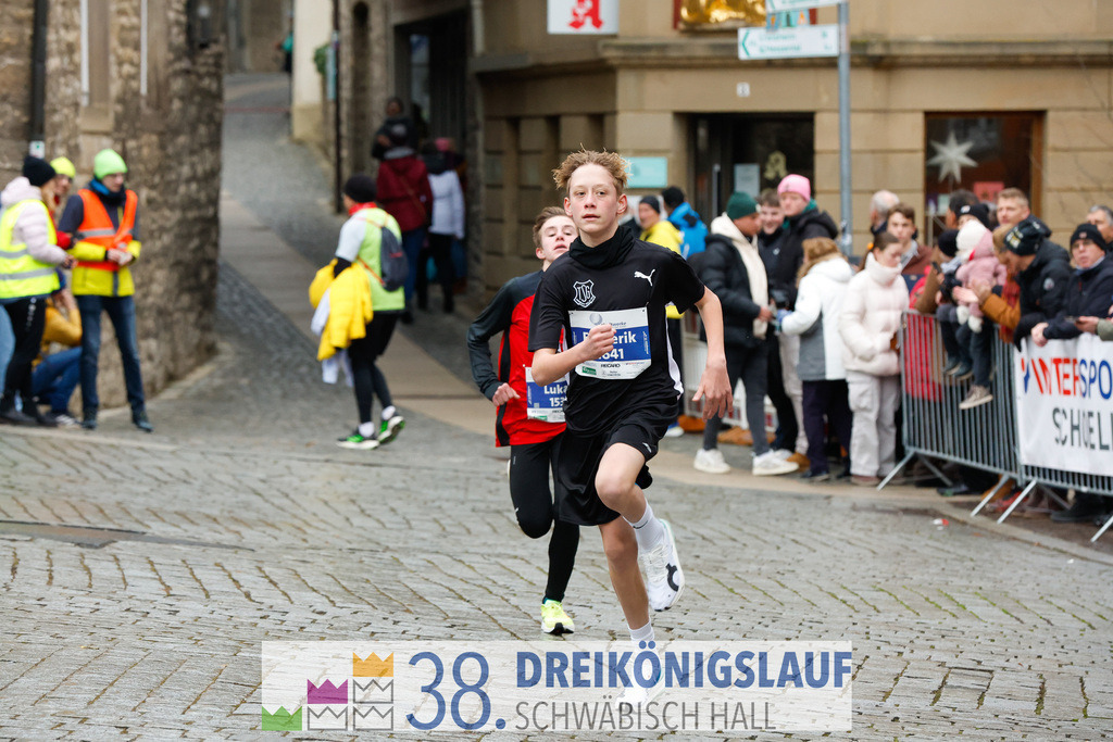 1700m Stadtwerke Jugendlauf | 3 Koenigslauf 2024 1700m Stadtwerke Jugendlauf - Realisiert mit Pictrs.com