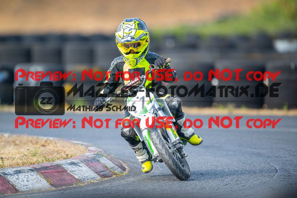 MaZZes-Fotomatrix-20260816-617007 | ROOKIES