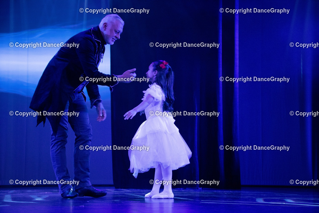 GPHY2556 | DanceGraphy - Realisiert mit Pictrs.com