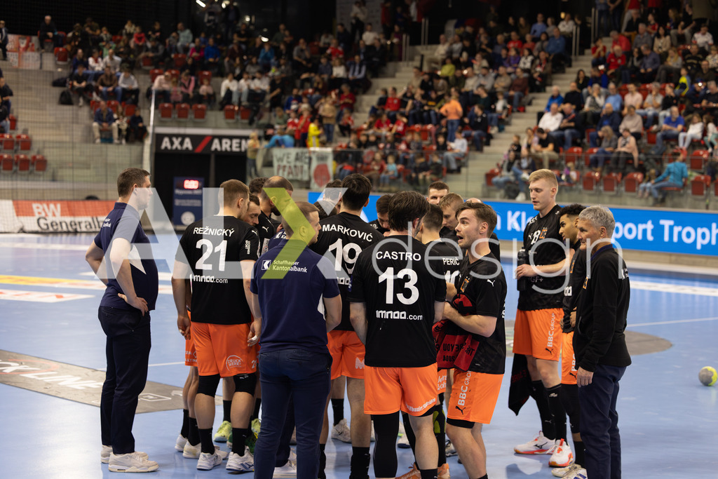 Handballen I Herren I Saison 2025-2026 I Quickline Handball League 2026 | Men I 18. Spieltag I Pfade Winterthur - Kadetten Schaffhausen I 20.12.2025 | Hochwertige Sportfotos kaufen & lizenzieren für Medien, Vereine, Agenturen & Sportler:innen. Entdecke professionelle Sportfotografie im Bildshop von Alexander Franzen. - Realisiert mit Pictrs.com