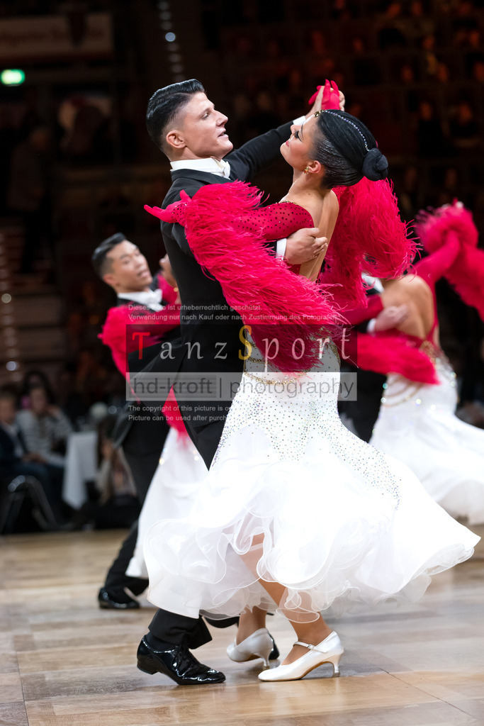 20241109_DM-Formationen_6819 | Tanzsportbilder, Standardtanz, Lateintanz, WDSF, DTV, LTVB, dancecomp, goc, hessen tanzt, blaues band der spree, walzer, tango, wiener walzer, slowfox, quickstepp, samba, rumba, cha-cha-cha, paso doble. jive, hd-kroft photography, turniertanzsport