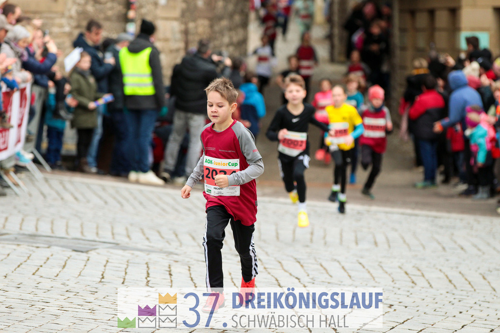 AOK JuniorCup 400m | 3Koenigslauf 2023 - Realisiert mit Pictrs.com