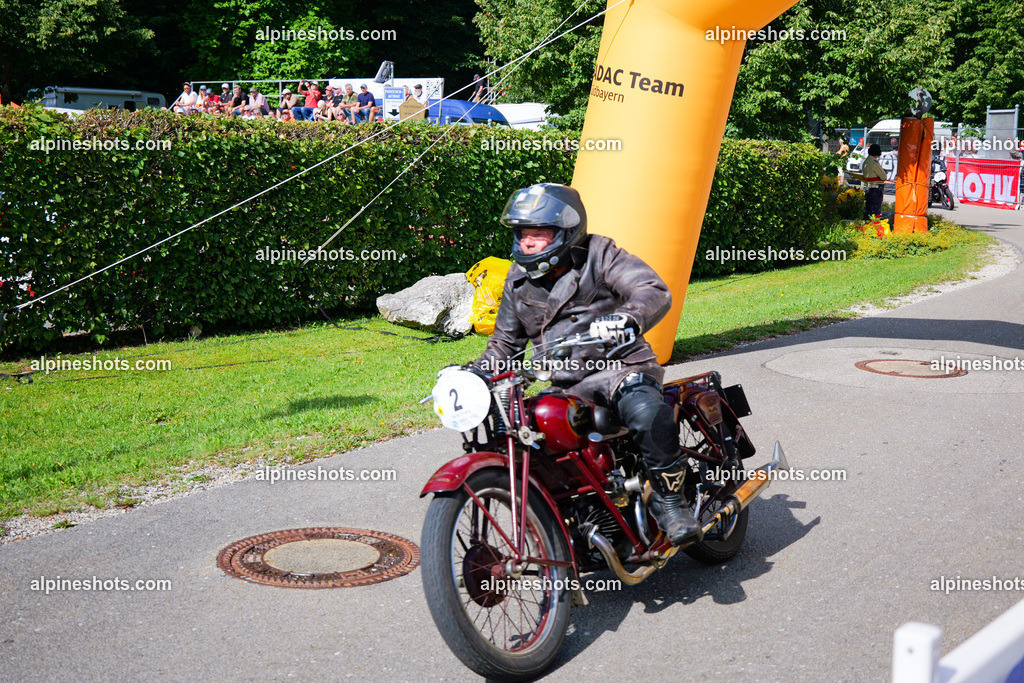 P1025932 | Erleben Sie atemberaubende, hochqualitative Fotos Ihrer Fahrt entlang der malerischen Alpenstraßen. Besuchen Sie alpineshots.com, um professionelle Aufnahmen Ihrer unvergesslichen Reise zu finden und zu kaufen - Realisiert mit Pictrs.com