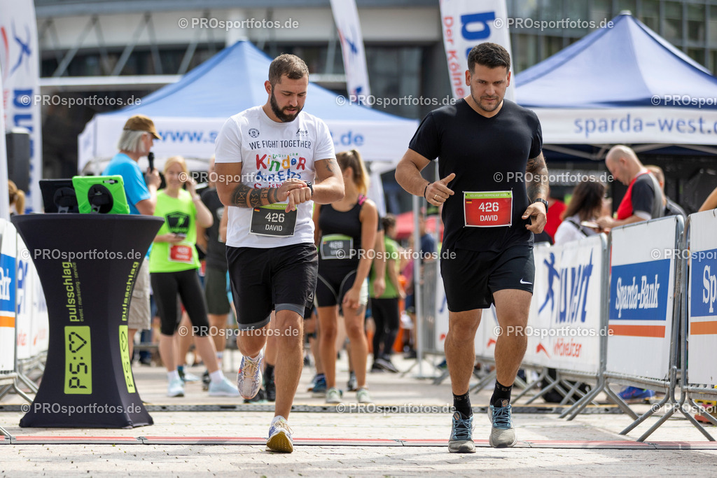 KoelnTurm Treppenlauf 2023, 13.08.2023, KoelnTurm Mediapark, Koeln | KoelnTurm Treppenlauf 2023 am 13.08.2023, KoelnTurm Mediapark, Koeln