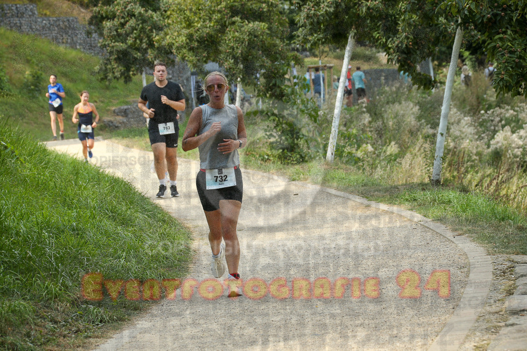 250824_1502_EX1_8391 | Sportfotografie im Rhein-Sieg Kreis, Köln, Bonn, NRW, Rheinland Pfalz, Hessen, etc. Unser Tätigkeitsfeld umfasst den Laufsport vom Volkslauf über den Marathon, Duathlon, Triathon bis zum Ultralauf wie Kölnpfad Ultra oder Schindertrail.
