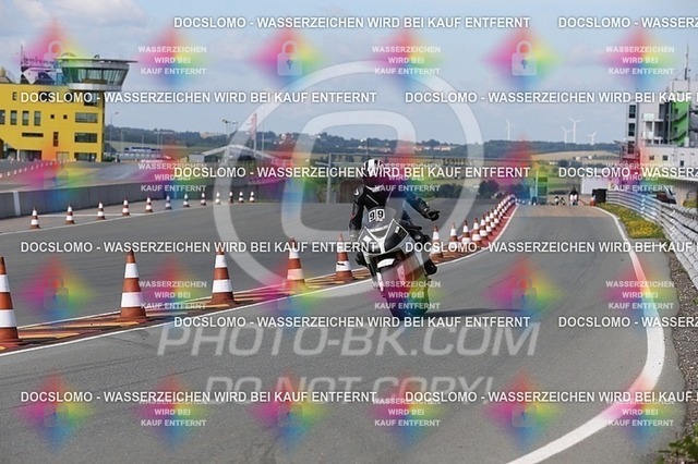 2016-07-01-PBK-1609 | Sportfotografie; SlowMotion; Video; Rennstrecke; Hafeneger; RSE; Speer; Trackday; Motorsportarena; Hockenheimring; Brno; Most; Barcelona; Valencia, Benny; Kaetzmer;