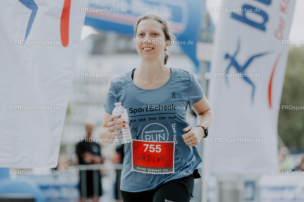 240825_Treppenlauf-82 | Professionelle Fotos Ihrer Laufsportveranstaltung.
