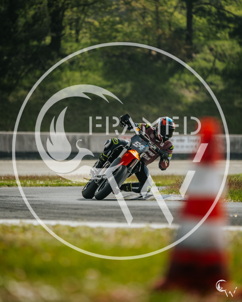 54-8 | cw-framed