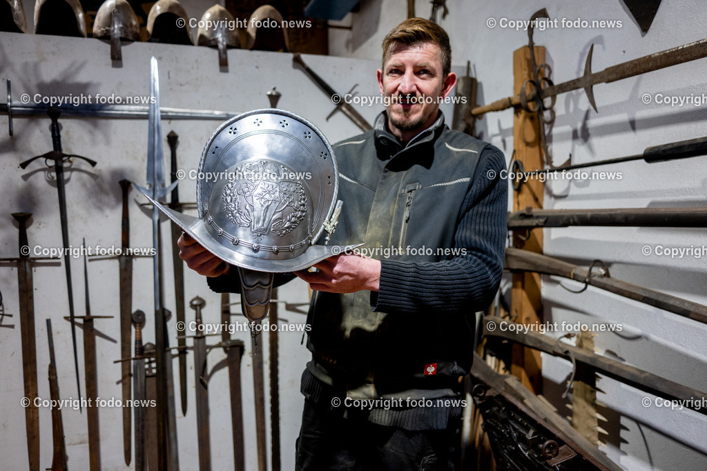 Molln_ Schmiede_ 02.12.2025-25 | 02.12.2025, MOLLN, AUT, Kunstschmiede Schmidberger im Bild Themenbild, Kunstschmiede, Hans Schmidberger