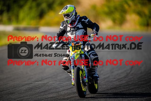 MaZZes_FotoMatrix_220813_1640 | UE40