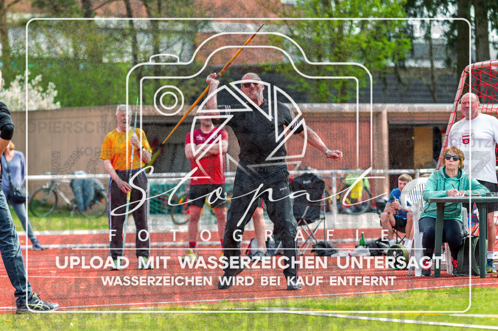 KMHK-1035 | Kreismeisterschaften Leichtathletik-Wurf Heidekreis 2026 im Boehmewaldstadion, Soltau (Simon Paul Stopat) - Realisiert mit Pictrs.com