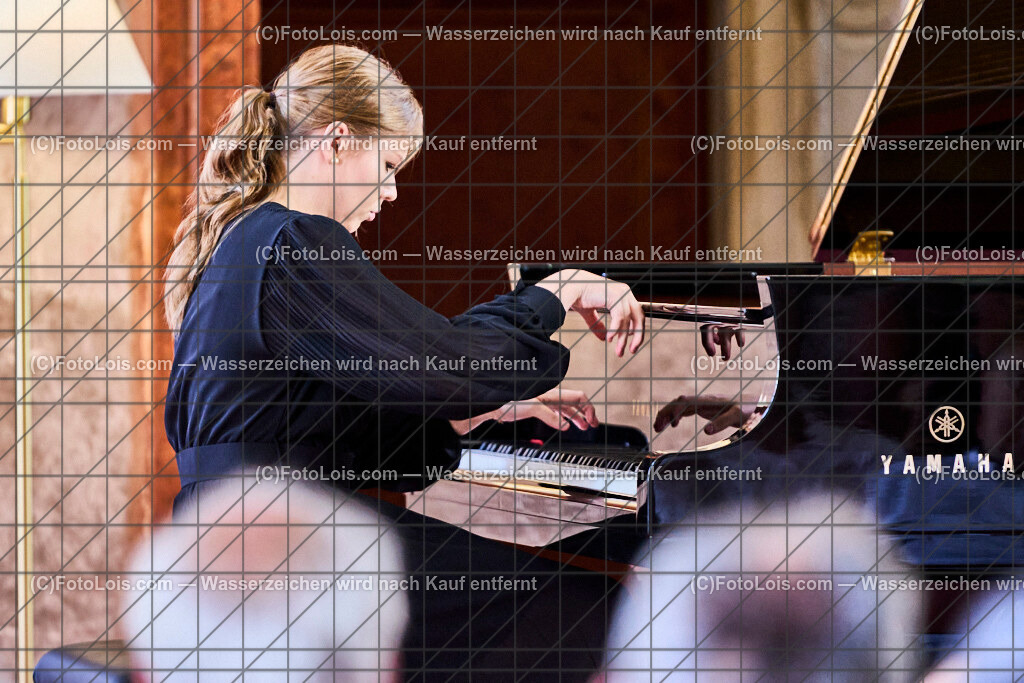 ALP9134_XXXX-Chopin-Festival_Sacharzewska Kamila | (C)FotoLois.com, Alois Spandl. XXXX. Chopin-Festival in der Kartause Gaming, Kozert 'Junge Meisterpianistinnen' mit Kamila Sacharzewska (Polen) und Mitra Kotte (Wien), Sa 17. August 2024.
