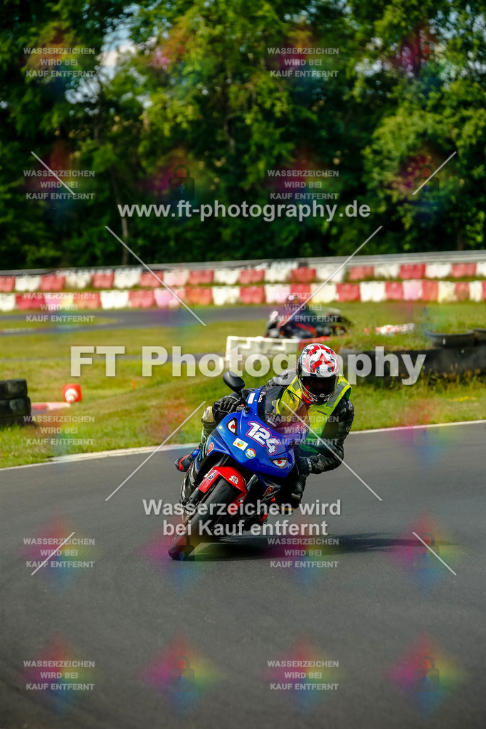 VBK-4683 | Hier findet Ihr Bilder von Touristenfahrten auf der Nürburgring Nordschleife oder von anderen Veranstaltungen die ich besucht habe. Viel Spass beim Durch Schauen 