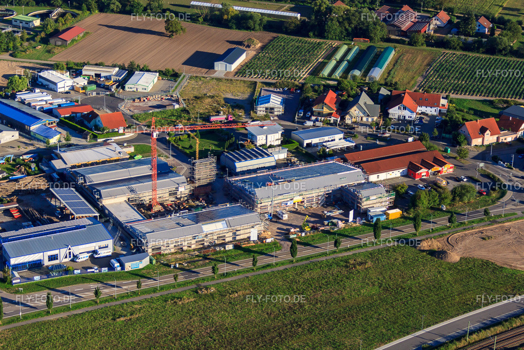 Neubau der Freiwillige Feuerwehr Rülzheim https://www.ruelzheim.de/vg_ruelzheim/Feuerwehr/ | Luftbild: Neubau der Freiwillige Feuerwehr Rülzheim https://www.ruelzheim.de/vg_ruelzheim/Feuerwehr/ in Rülzheim im Bundesland Rheinland-Pfalz in Deutschland. Foto: IMG_59611.jpg vom 04.09.2013 durch Werner Riehm/FLY-FOTO.de - Realisiert mit Pictrs.com