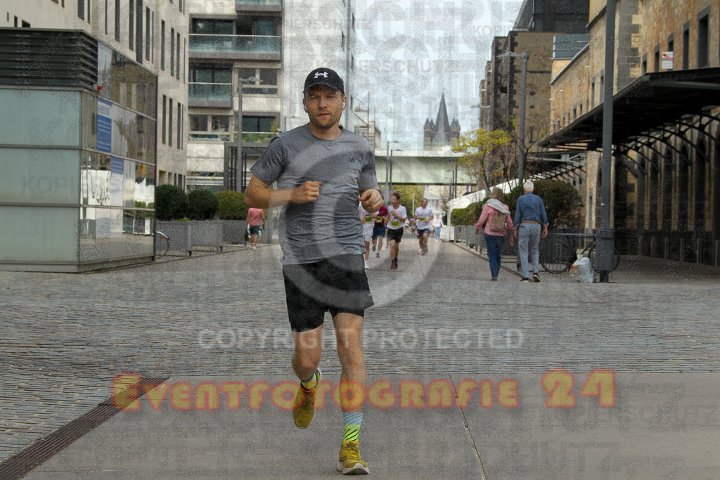 250920_1323_EV4_5397 | Sportfotografie im Rhein-Sieg Kreis, Köln, Bonn, NRW, Rheinland Pfalz, Hessen, etc. Unser Tätigkeitsfeld umfasst den Laufsport vom Volkslauf über den Marathon, Duathlon, Triathon bis zum Ultralauf wie Kölnpfad Ultra oder Schindertrail.