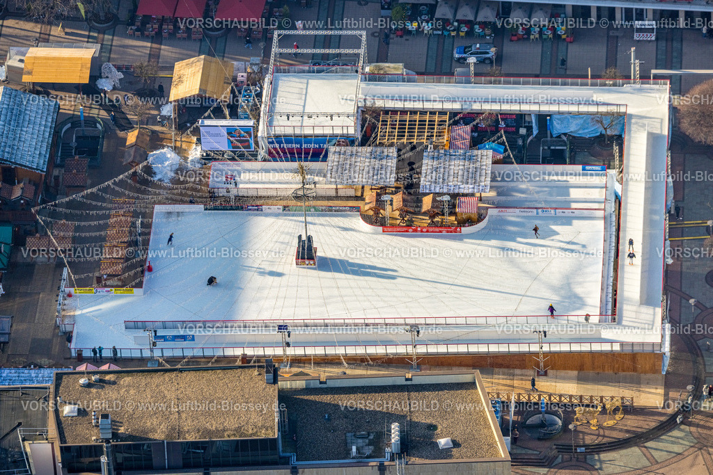 Essen260100926 | Luftbild, Eisbahn auf dem Kennedyplatz, größte Eisbahn in NRW, Wintertraum, Stadtkern, Essen, Ruhrgebiet, Nordrhein-Westfalen, Deutschland