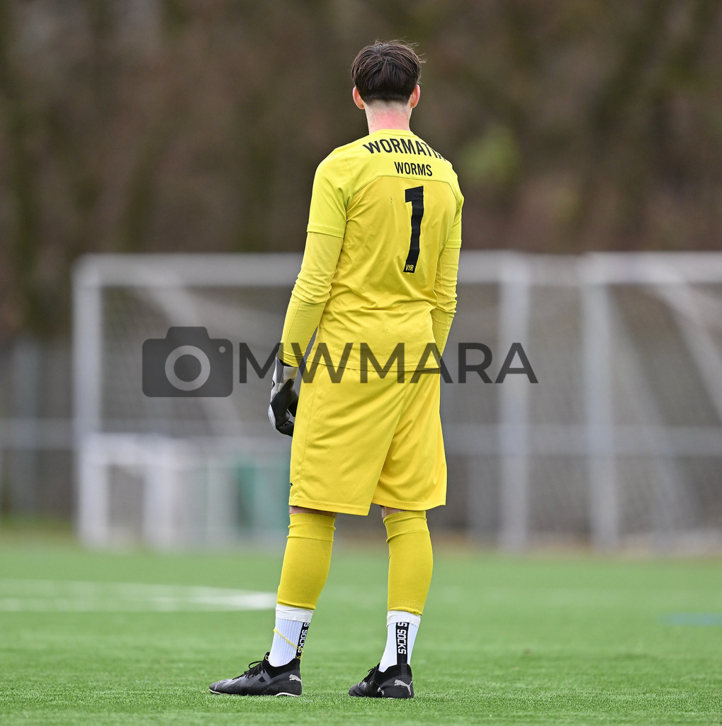 Fussball I Herren I Saison 2025-2026 I Bundesliga I 6. Spieltag I Eintracht Frankfurt - FC Bayern München  | MWMARA - Realisiert mit Pictrs.com