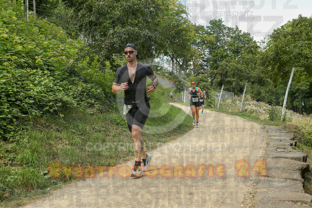 250824_1417_EX1_5708 | Sportfotografie im Rhein-Sieg Kreis, Köln, Bonn, NRW, Rheinland Pfalz, Hessen, etc. Unser Tätigkeitsfeld umfasst den Laufsport vom Volkslauf über den Marathon, Duathlon, Triathon bis zum Ultralauf wie Kölnpfad Ultra oder Schindertrail.