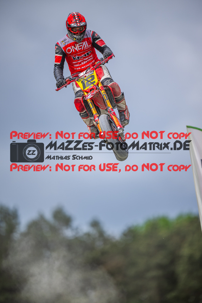 MaZZes_Fotomatrix_20250504_6007705_7904 | S1