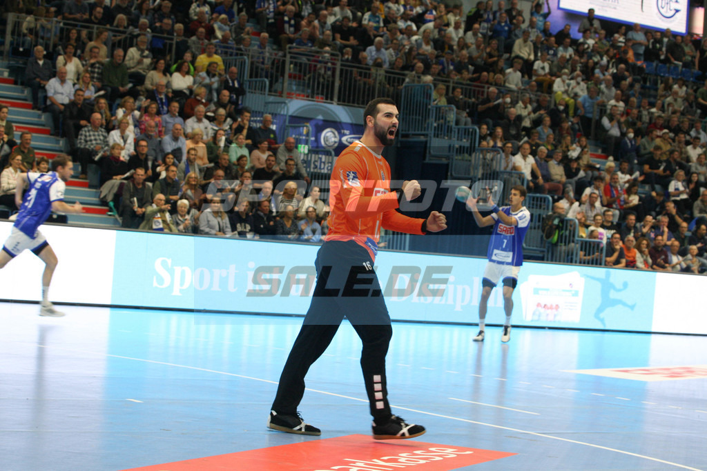 VFL Gummersbach - TVB Stuttgart | Tibor Ivanisevic - © Sportfoto-Sale (MK) - Realisiert mit Pictrs.com