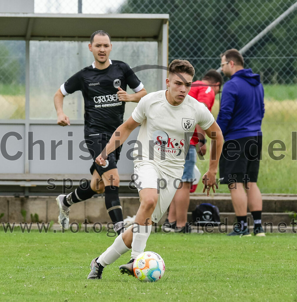 2023-07-02_013_SV_Walpertskirchen_gegen_FC_Herzogstadt | Walpertskirchen, Deutschland, 02.07.2023:
Fußball, Kreisliga 2023 / 2024, Testspiel, SV Walpertskirchen gegen FC Herzogstadt, Endergebnis: 

Adrian Alexy (SV Walpertskirchen, #41)

Foto: Christian Riedel / fotografie-riedel.net