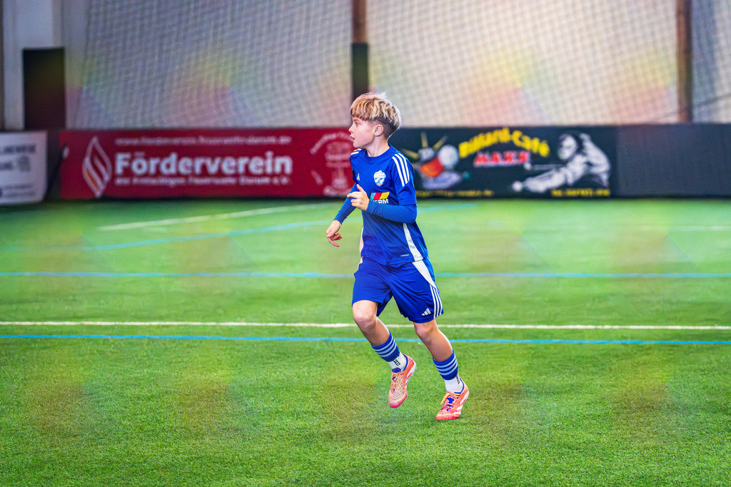 _BLR9499 | Professionelle Fußball- und Sportfotografie. Spielbilder online ansehen und kaufen – Einzelbilder oder komplette Galerien in hoher Qualität. - Realisiert mit Pictrs.com