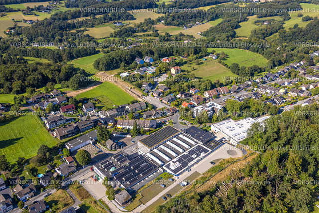 Sprockhoevel240810786 | Luftbild, Böhmer Werk, Wohngebiet mit Baustelle Gedulderweg Ausbau, Wiesen und Felder, Niedersprockhövel, Sprockhövel, Ruhrgebiet, Nordrhein-Westfalen, Deutschland