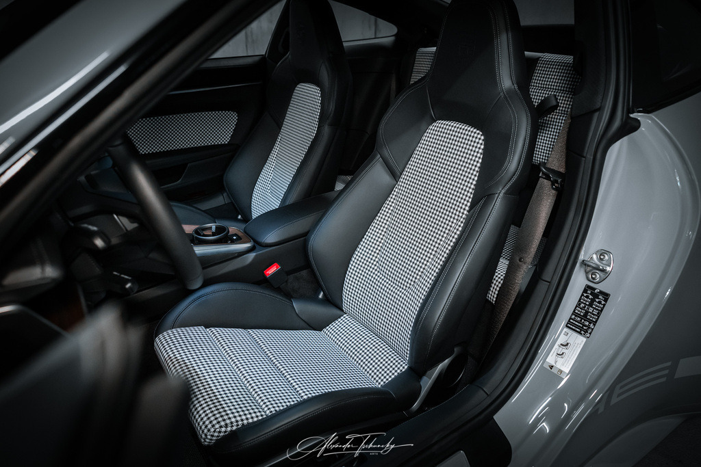 R6PZ3566 _Alexander Tschuncky | Entdecken Sie die faszinierende Welt von Alexander Tschuncky Arts: Kreative Fotografie, atemberaubende Automobilkunst und hochwertiger Bilderdruck. Lassen Sie sich inspirieren! - Realisiert mit Pictrs.com