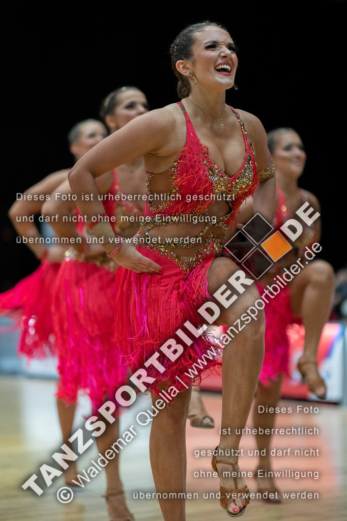 20230114-10275 | Hier finden Sie Tanz Bilder vom Latein und Standard Formationen tanzen. Sportbilder vom Tanzsport. Schöne Fotos und von Weltmeisterschaft, Europameisterschaft, Bundesliga, Regionalliga, Oberliga und Landesliga sowie von GOC Stuttgart, DanceComp, WM Bremen