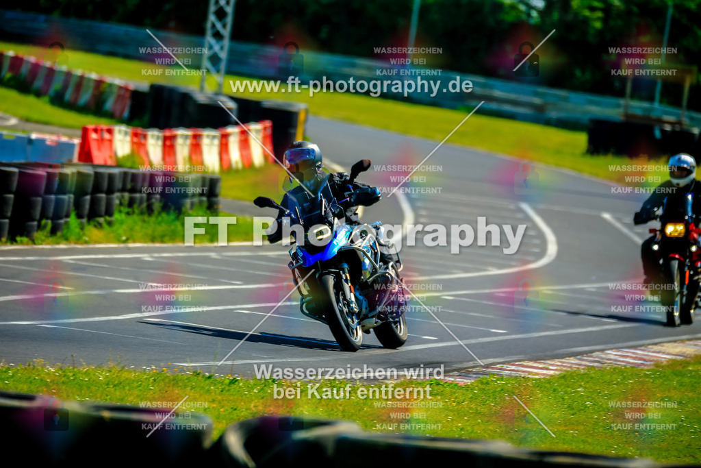 _NBG4105 | Hier findet Ihr Bilder von Touristenfahrten auf der Nürburgring Nordschleife oder von anderen Veranstaltungen die ich besucht habe. Viel Spass beim Durch Schauen 