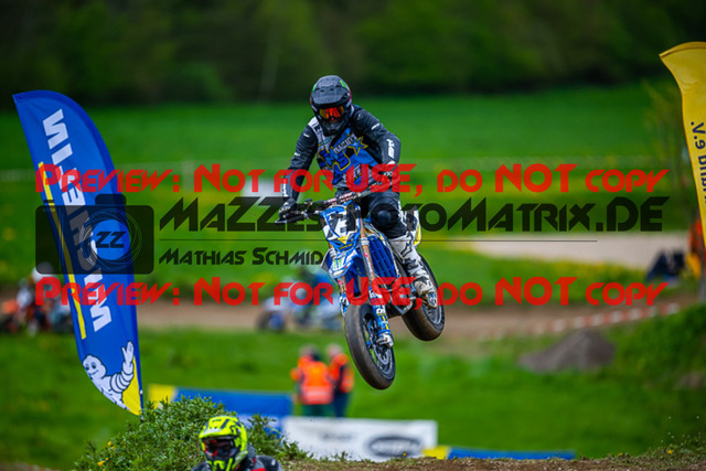 MaZZes_FotoMatrix_230506_9198 | UE40