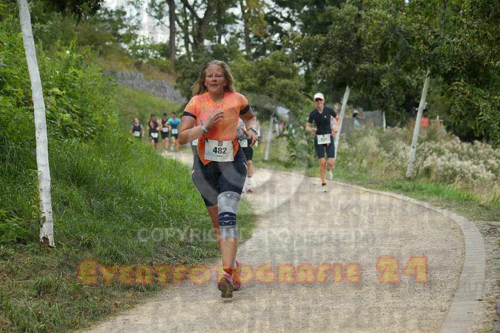 250824_1402_EX1_4719 | Sportfotografie im Rhein-Sieg Kreis, Köln, Bonn, NRW, Rheinland Pfalz, Hessen, etc. Unser Tätigkeitsfeld umfasst den Laufsport vom Volkslauf über den Marathon, Duathlon, Triathon bis zum Ultralauf wie Kölnpfad Ultra oder Schindertrail.
