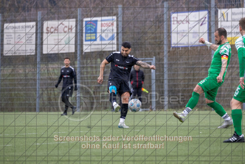 20250323_153208_0214 | #,TSV Wäschenbeuren (grün) vs. KSG Eislingen (schwarz), Fussball, Kreisliga A3 - Bezirk Neckar/Fils, 19. Spieltag, Saison 2024/2025, Kunstrasenplatz, Maitiser Straße , 73116 Wäschenbeuren, 23.03.2025 - 15:00 Uhr,Foto: PhotoPeet-Sportfotografie/Peter Harich