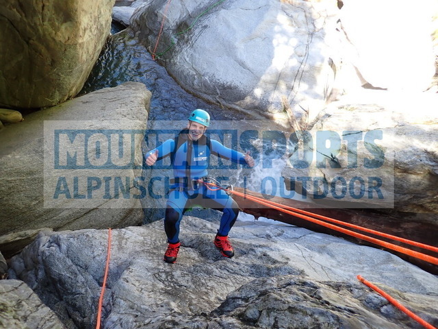 P9230063 | Bestelle die Bilder deines Berg- oder Wasser-Abenteuers mit Mountain Sports bequem von zu Hause aus direkt über unseren Online Fotoshop von pictrs.com. - Realisiert mit Pictrs.com
