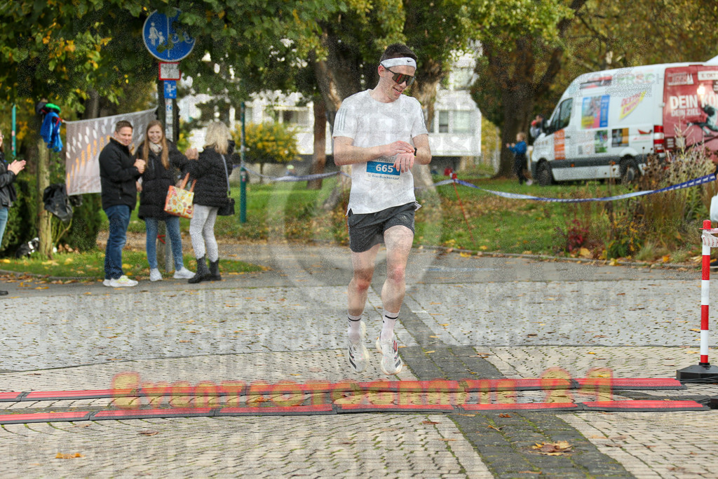 241020_0956_EX1_7268 | Sportfotografie im Rhein-Sieg Kreis, Köln, Bonn, NRW, Rheinland Pfalz, Hessen, etc. Unser Tätigkeitsfeld umfasst den Laufsport vom Volkslauf über den Marathon, Duathlon, Triathon bis zum Ultralauf wie Kölnpfad Ultra oder Schindertrail.