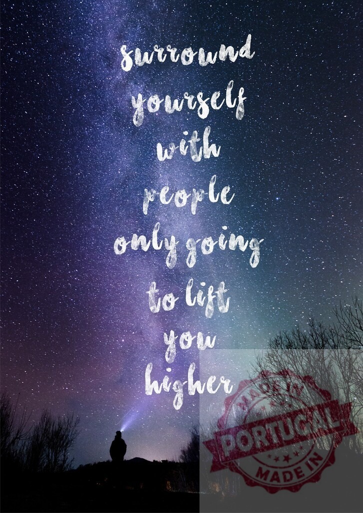 Person looking at starry milky way sky with inspirational quote. T-Shirt design | Person illuminating the night sky with a headlamp, featuring an inspirational quote about positive relationships - Realisiert mit Pictrs.com
