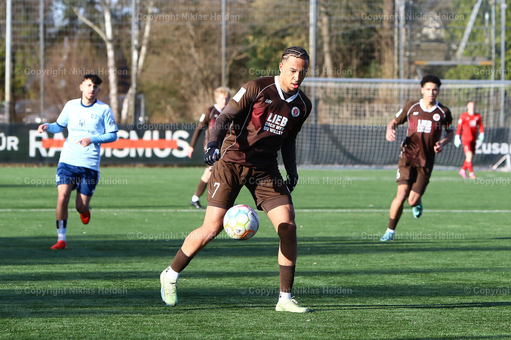 NH_FCStPauliU19_HamburgerSVU19_U19Bundesliga_27012024 | #7 Eric Emanuel Da Silva Moreira (FC St. Pauli U19)

A-Junioren-Bundesliga Nord/Nordost I 14. Spieltag I 27.01.2024