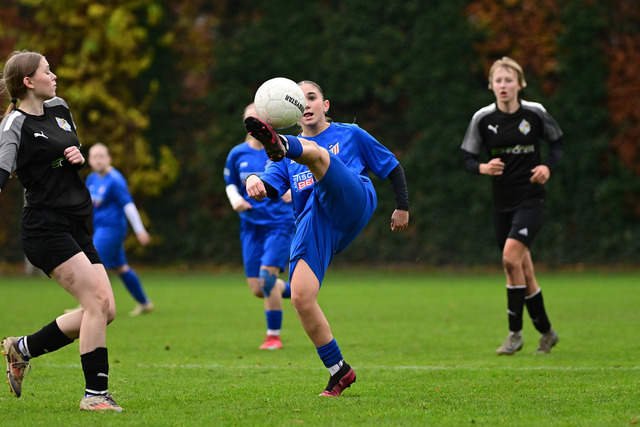 Fußball I Juniorinnen I Saison 2025-2026 I Niedersachsenpokal I Viertelfinale I JFV A-O-B-H-H - FC Rosengarten I 34344 | Der Sportfotograf. - Realisiert mit Pictrs.com