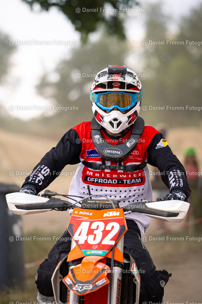 0V8A1013 | DanielFrommFotografie - Realisiert mit Pictrs.com