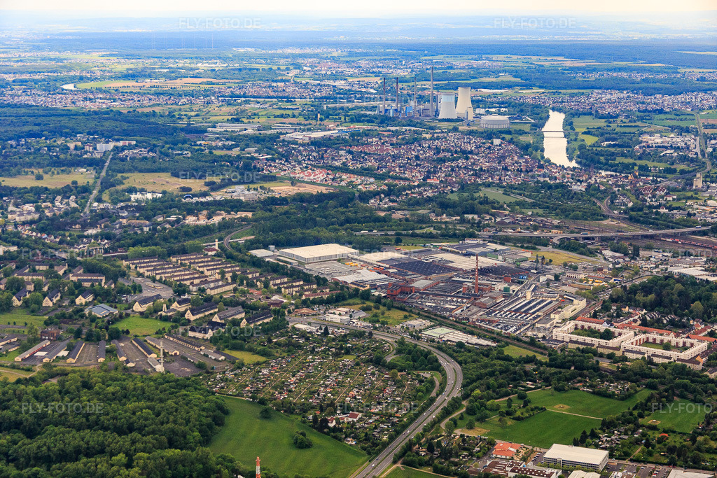 Luftbild: Industriegebiet Industrieweg Geis Tyre Logistics GmbH Hanau und Goodyear Germany in Hanau im Bundesland Hessen in Deutschland.Foto: IMG_088856.jpg vom 20.05.2016 durch Werner Riehm/FLY-FOTO.de: Geis GruppeGOODYEAR Reifen: Zuverlässigkeit durch neueste Technologien