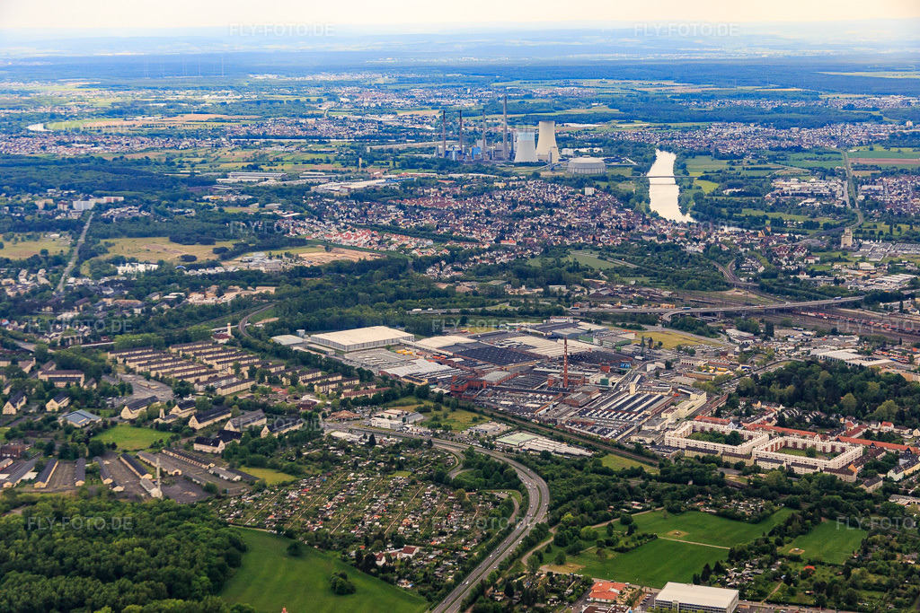 Luftbild: Industriegebiet Industrieweg Geis Tyre Logistics GmbH Hanau und Goodyear Germany in Hanau im Bundesland Hessen in Deutschland.Foto: IMG_088857.jpg vom 20.05.2016 durch Werner Riehm/FLY-FOTO.de: Geis GruppeGOODYEAR Reifen: Zuverlässigkeit durch neueste Technologien