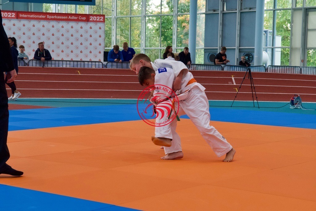 RAS_7795 | Fotos vom Adler Cup - Pictures from Adler Cup

Hier findet Ihr alle Eindrücke und großen Momente der Adler Cup Wochenenden. Here you will find all impressions and great moments of the Adler Cup weekends. - Realisiert mit Pictrs.com