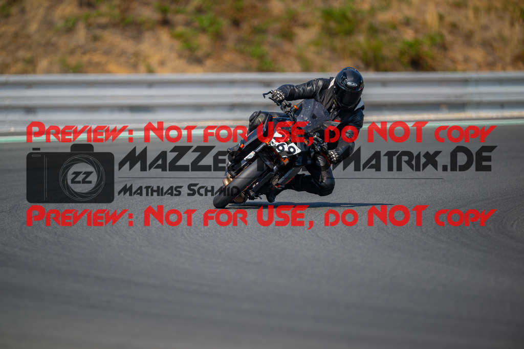 MaZZes-Fotomatrix-20260805-528743 | OPEN