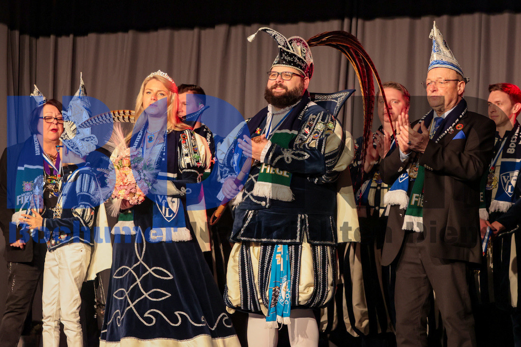 SES_GROKABO20250202-35 | bond - Realisiert mit Pictrs.com