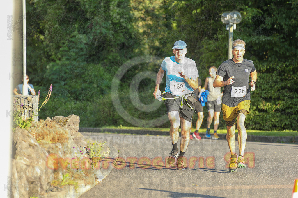 250801_1930_EX1_8082 | Sportfotografie im Rhein-Sieg Kreis, Köln, Bonn, NRW, Rheinland Pfalz, Hessen, etc. Unser Tätigkeitsfeld umfasst den Laufsport vom Volkslauf über den Marathon, Duathlon, Triathon bis zum Ultralauf wie Kölnpfad Ultra oder Schindertrail.