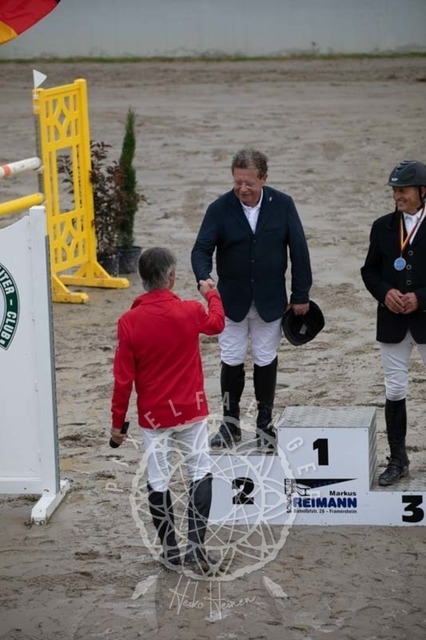 2B4A3289 | pixelfaenger - Realisiert mit Pictrs.com