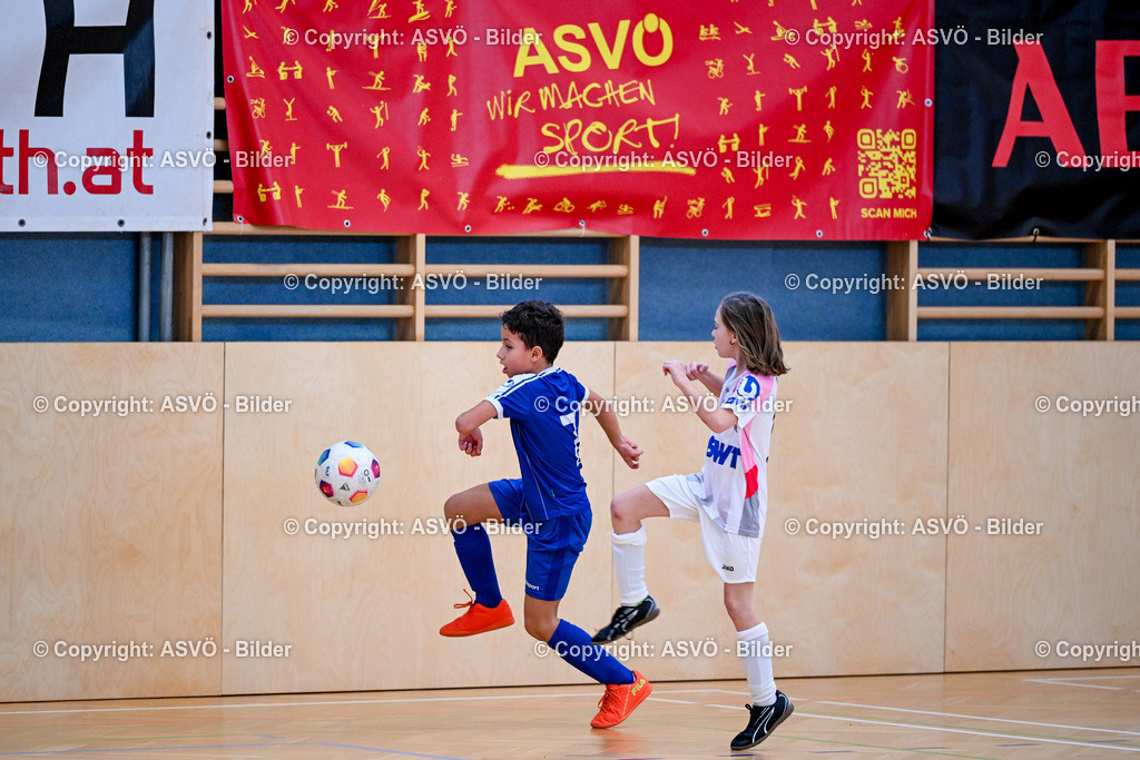 ASVÖ_ Fussballturnier SV Gallneukirchen_ 09.02.2025-86 | 09.02.2025, Gallneukirchen, AUT, ASVÖ, Fussball Nachwuchs Hallenturnier 2025, SV Gallneukirchen im Bild Teilnehmer U 9©Harald Dostal / fodo.media - Realisiert mit Pictrs.com
