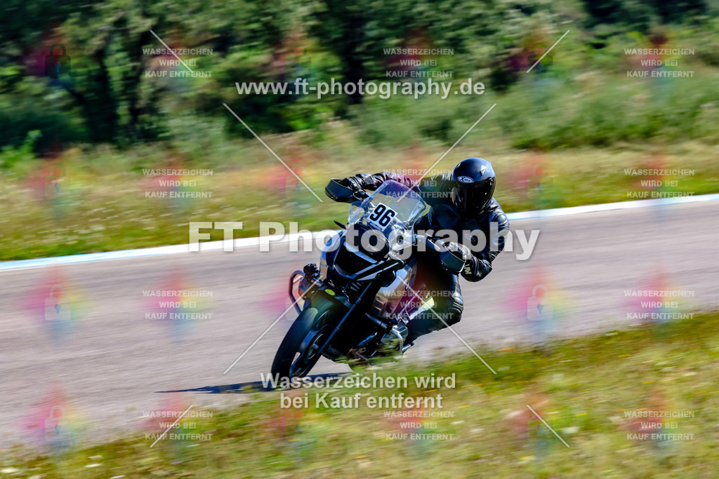 096-4016 | Hier findet Ihr Bilder von Touristenfahrten auf der Nürburgring Nordschleife oder von anderen Veranstaltungen die ich besucht habe. Viel Spass beim Durch Schauen 